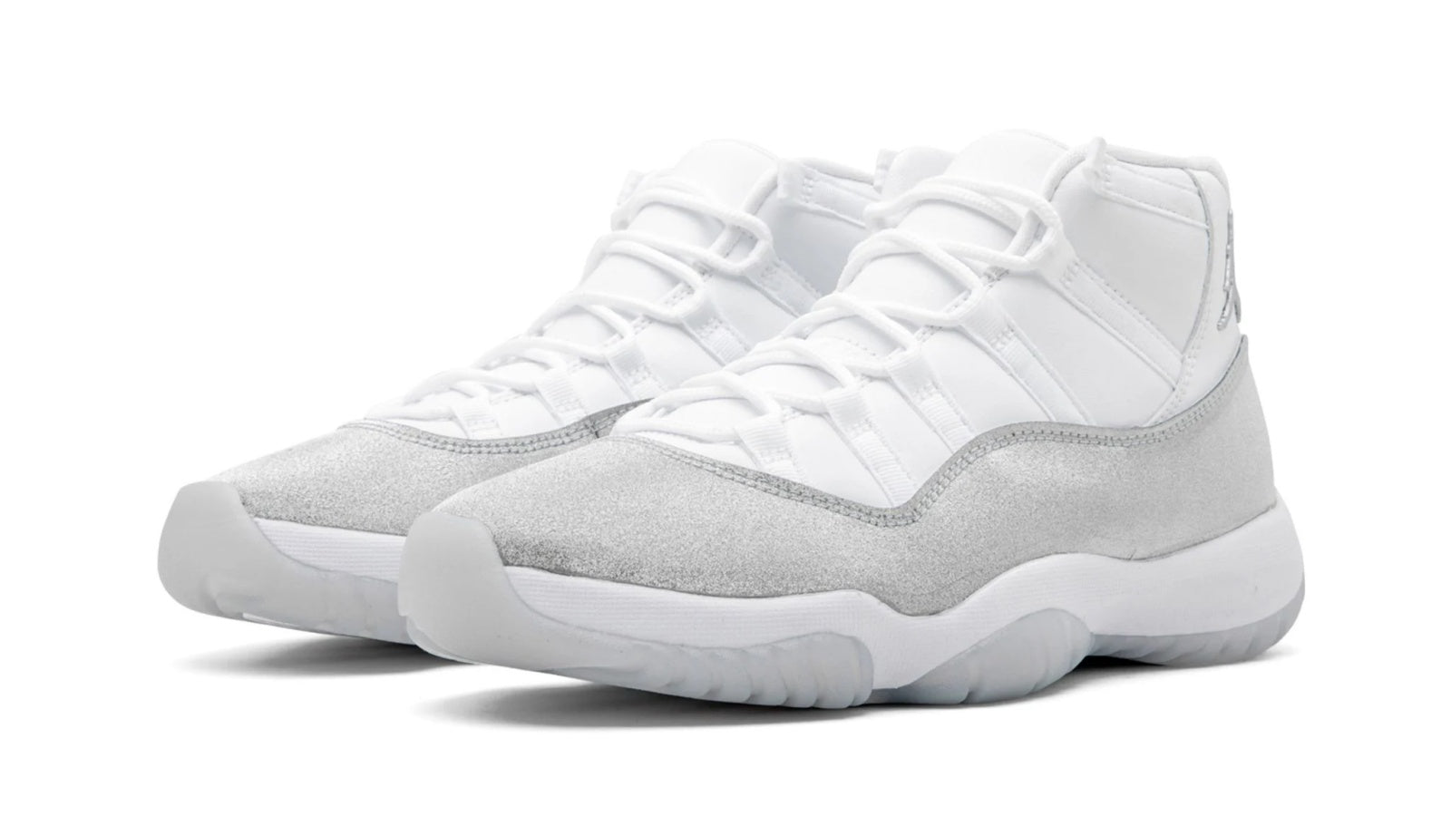 AIR JORDAN 11 RETRO WMNS "METALLIC SILVER"