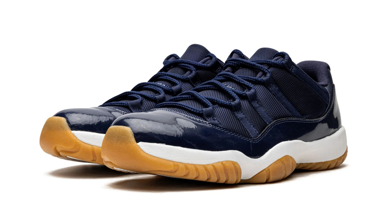 Air Jordan 11 Retro Low "Navy/Gum"