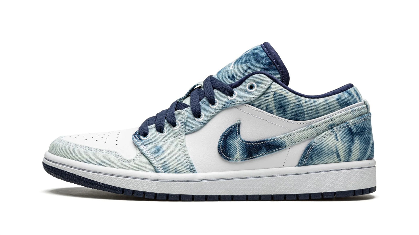 Air Jordan 1 Low SE "Washed Denim"