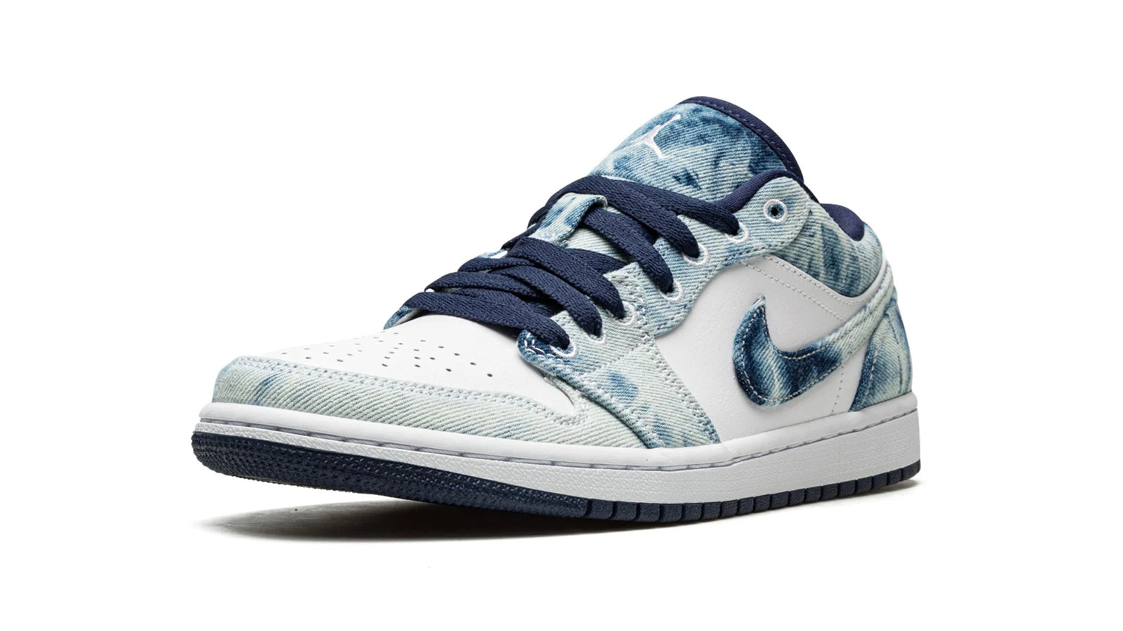 Air Jordan 1 Low SE "Washed Denim"