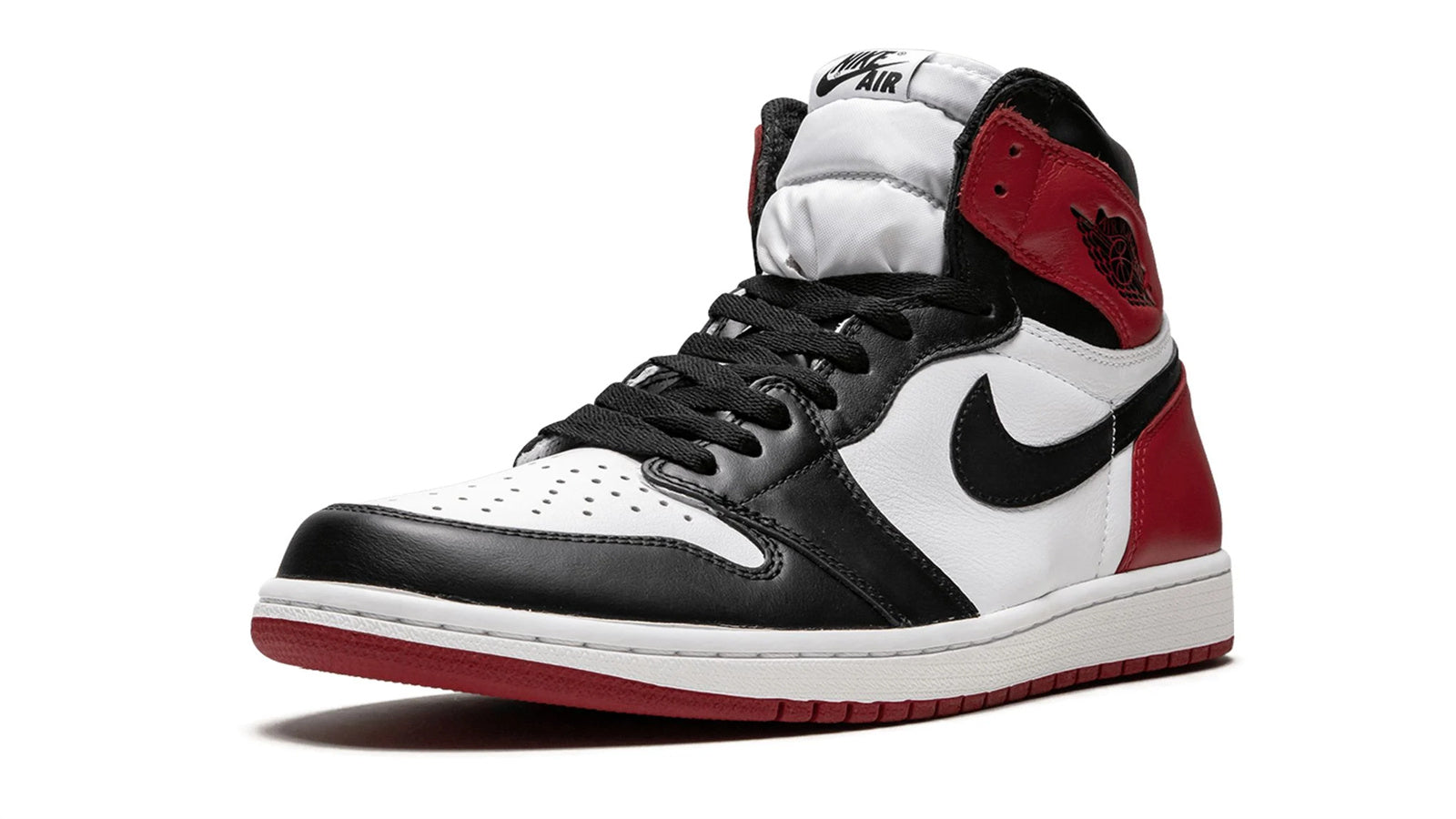 Air Jordan 1 Retro High OG "Black Toe 2016"