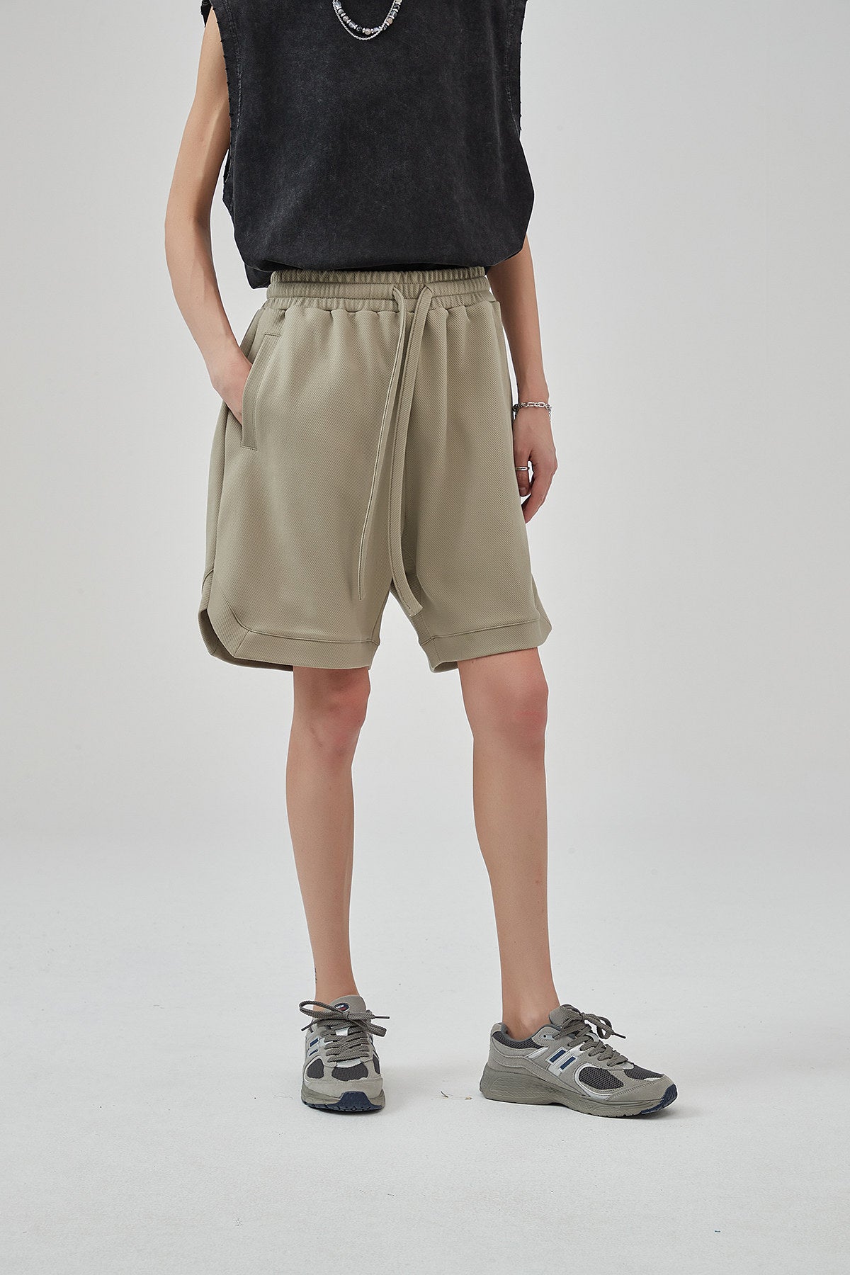 Loose Drawstring Track Men Shorts