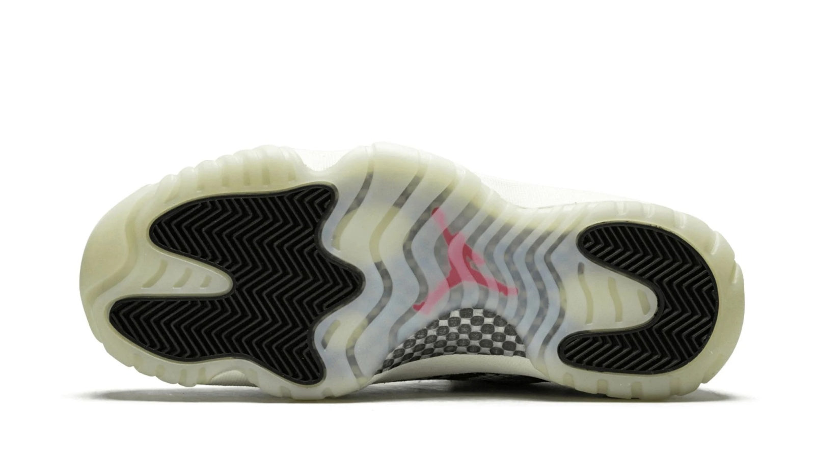 Air Jordan 11 Retro Low "Snakeskin Light Bone"